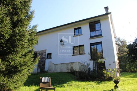 Singular propiedad con parcela idílica!