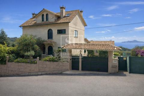 Exclusiva propiedad con impresionantes vistas a las Islas Cíes