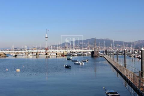Casa con licencia para obra integral en el casco de Baiona